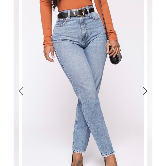 Very High Rise Mom Jeans - Picture 4 of 4